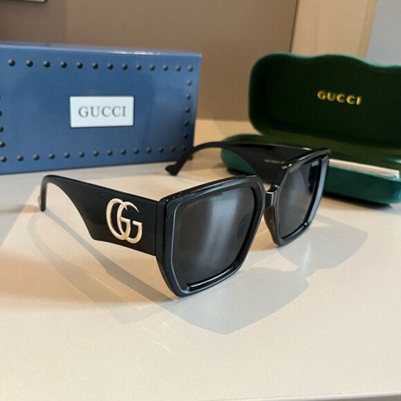 Gucci Women\'s Designer Sunglasses main image 5